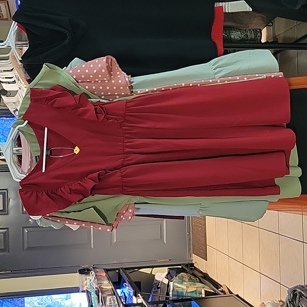 MATERNITY Ruffled Sleeved Dress - Picture 2 of 2